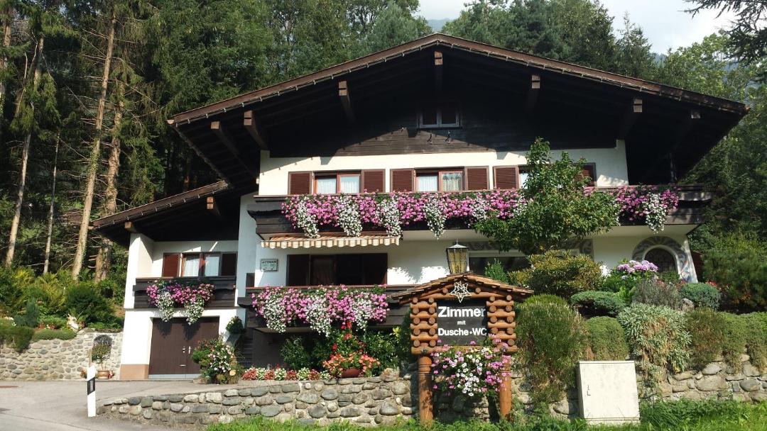 Schruns Bed & Breakfast | Haus Stüttler Duchscherer