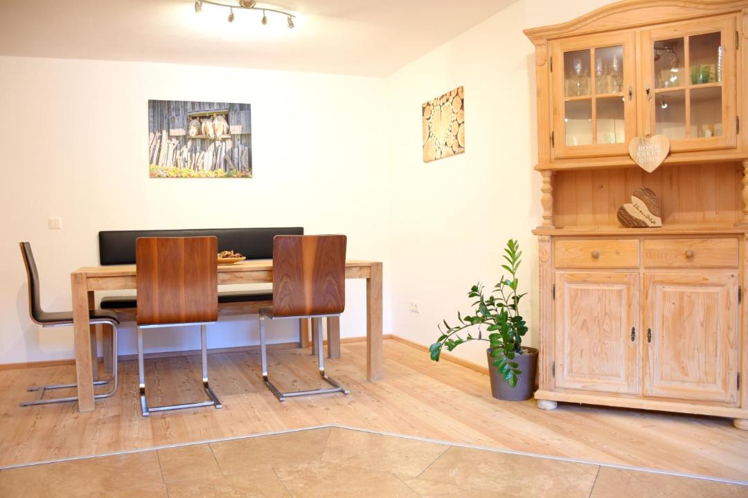 Thaur Apartment | Ferienwohnung Heideggerhof