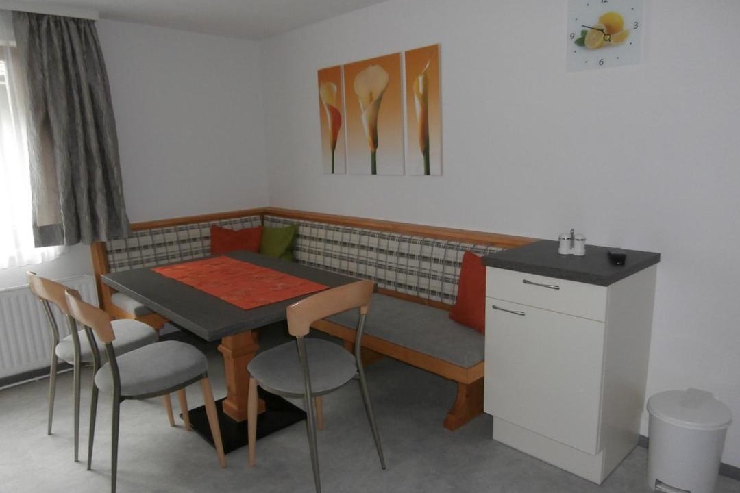 Feichten House | Haus Plankensteiner