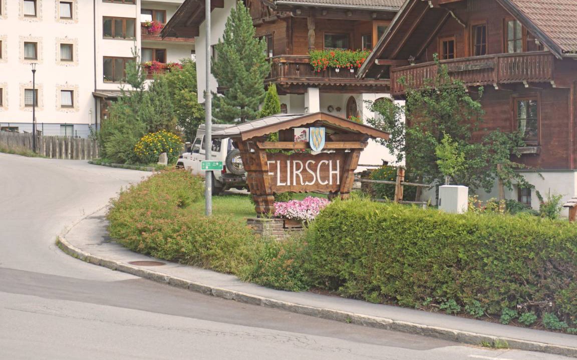Photo of Others in Flirsch