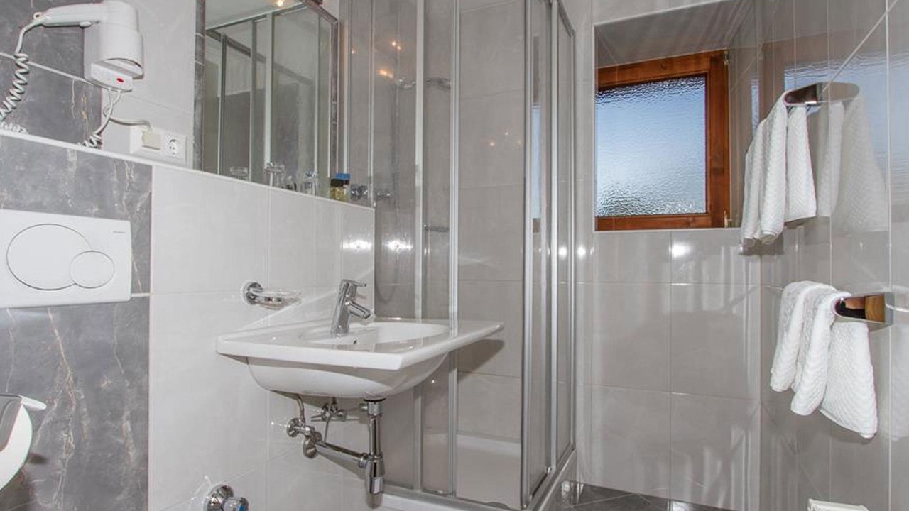 Photo of Bathroom in Rum