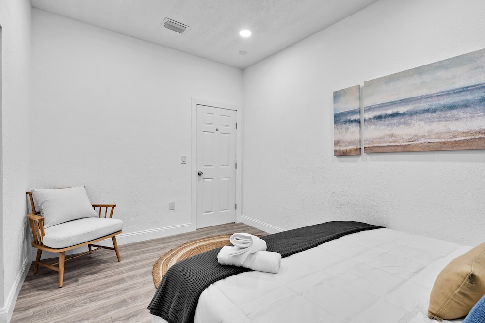 Photo of Bedroom in Little Haiti