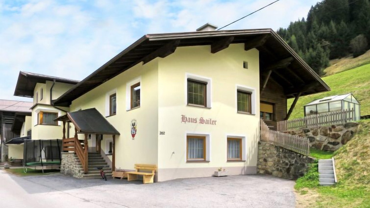 Photo of Outdoor in See