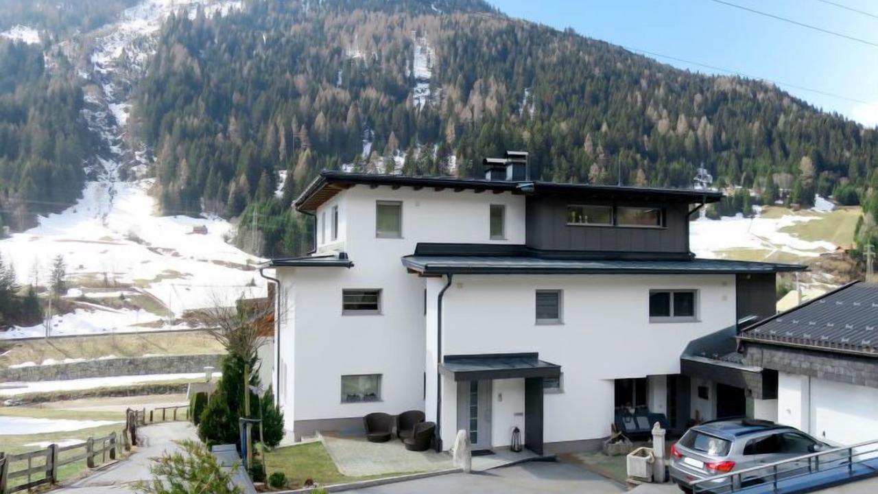 Photo of Outdoor in Flirsch