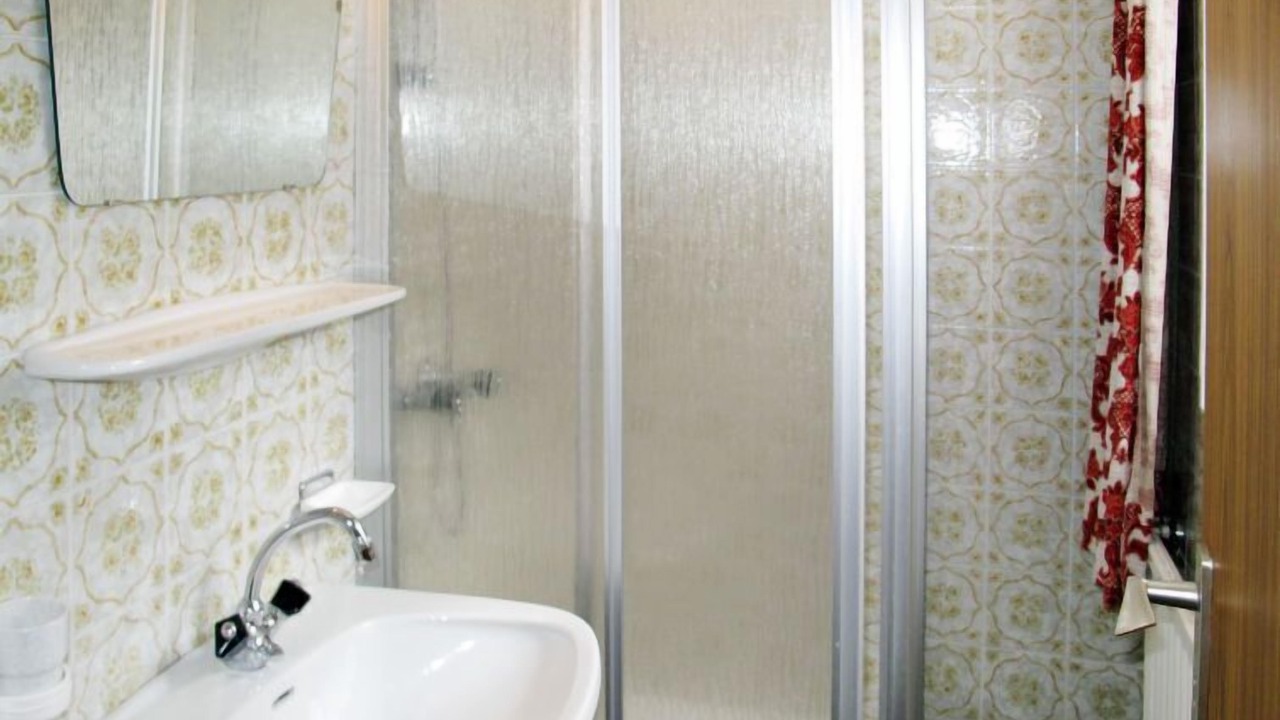 Photo of Bathroom in Laengenfeld