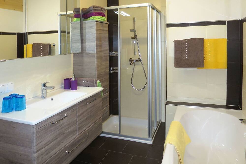 Photo of Bathroom in Gries
