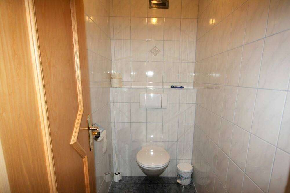 Photo of Bathroom in Laengenfeld