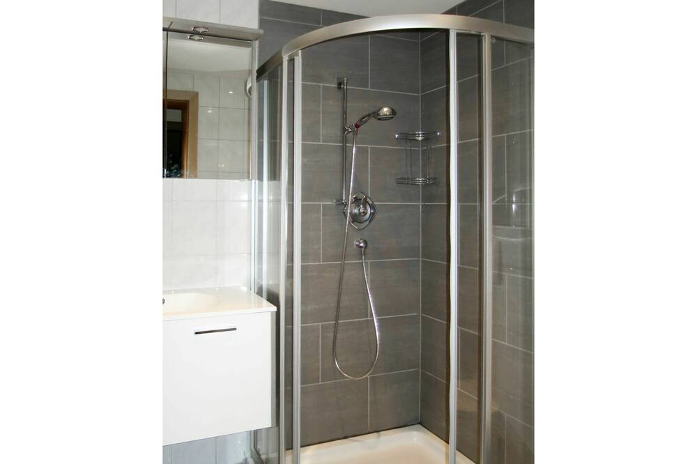 Photo of Bathroom in Laengenfeld