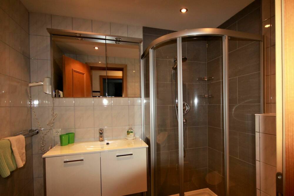 Photo of Bathroom in Laengenfeld