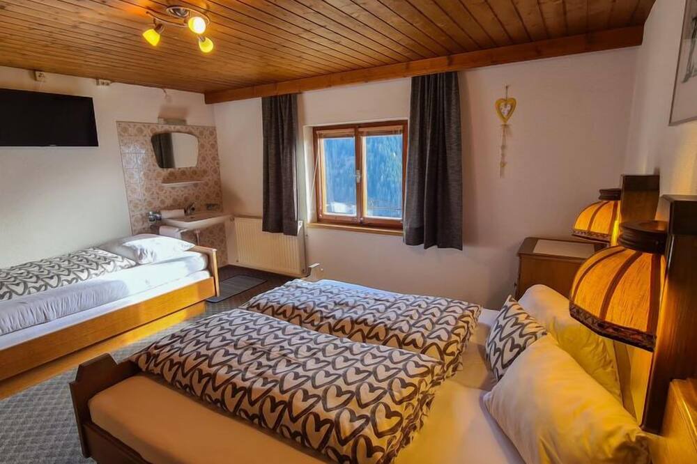 Photo of Bedroom in Kappl