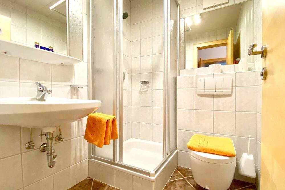 Photo of Bathroom in See