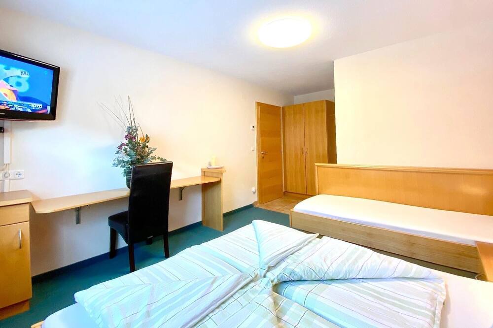 Photo of Bedroom in See