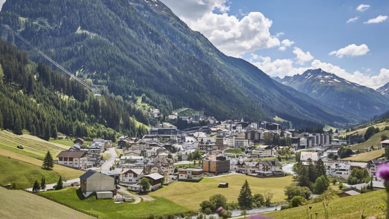 Photo of Outdoor in Mathon
