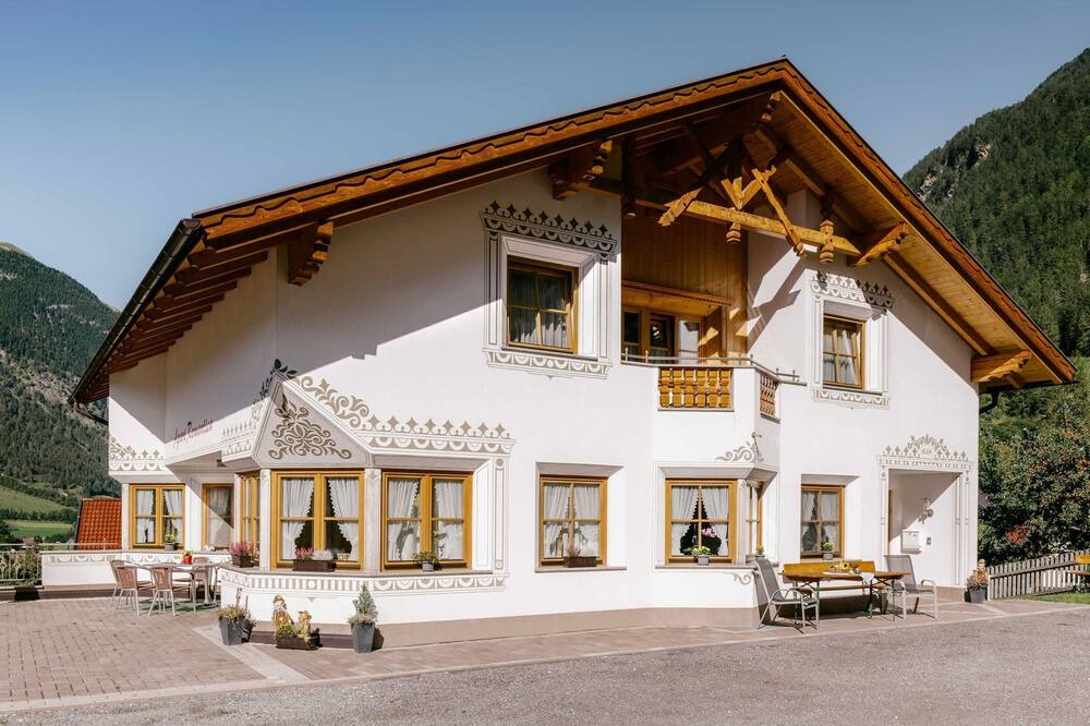Photo of Outdoor in Pfunds