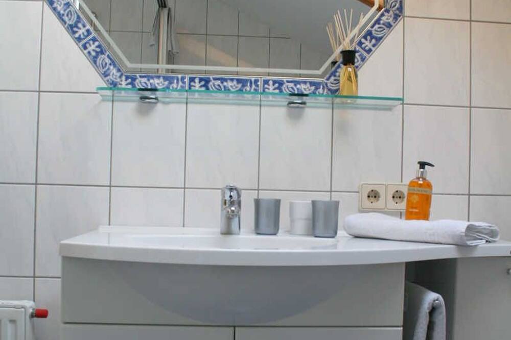 Photo of Bathroom in Pfunds