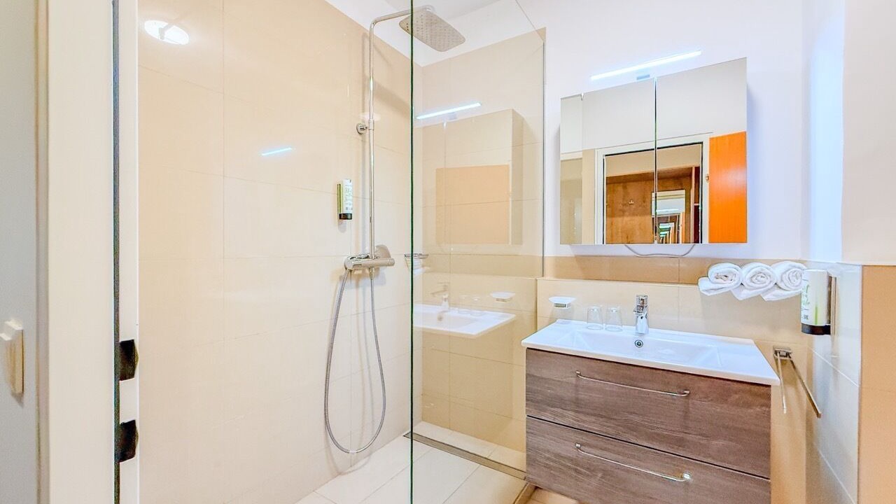 Photo of Bathroom in Lobau