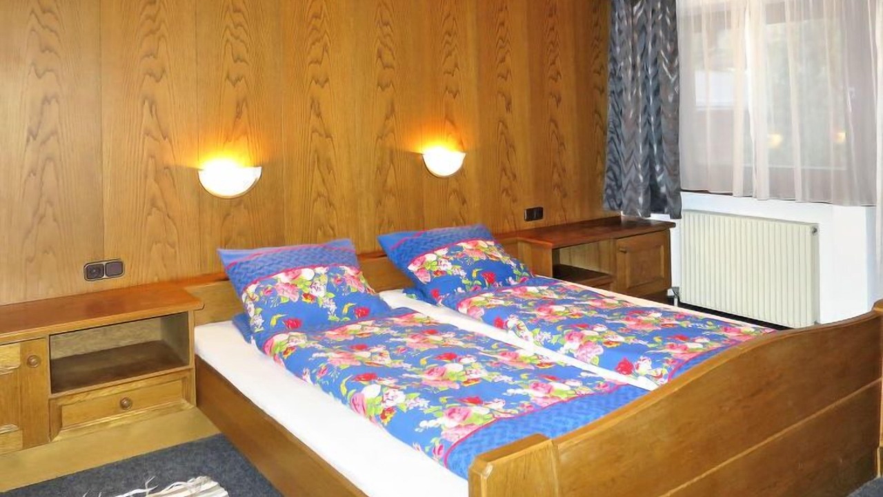 Photo of Bedroom in Huben