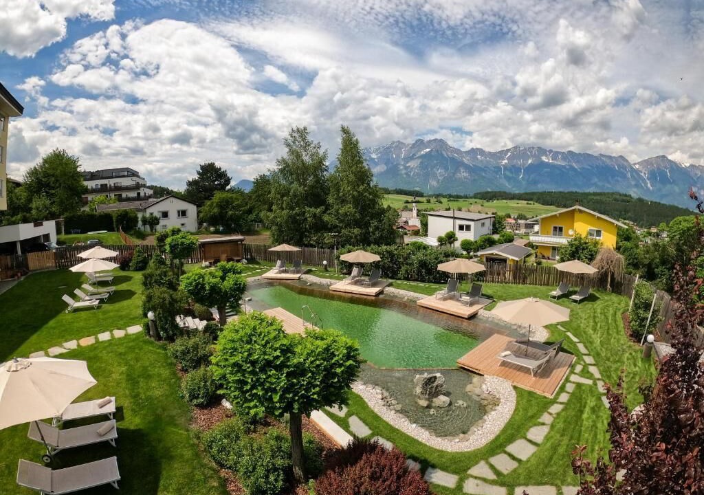 Photo of Outdoor in Mutters