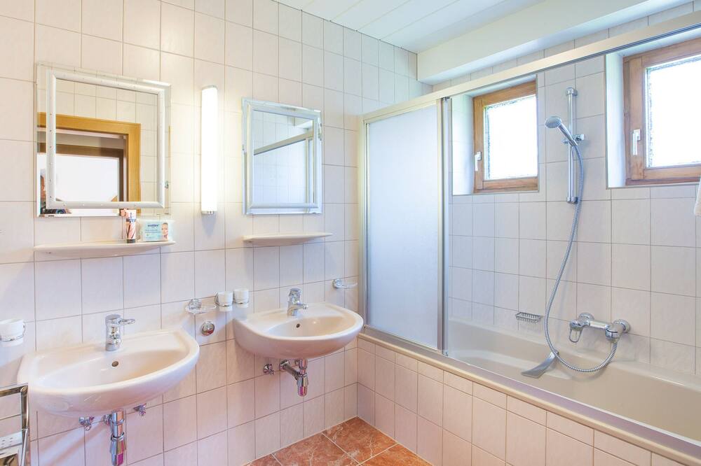 Photo of Bathroom in Runhof