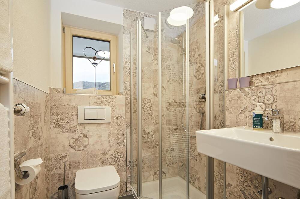 Photo of Bathroom in Riezlern
