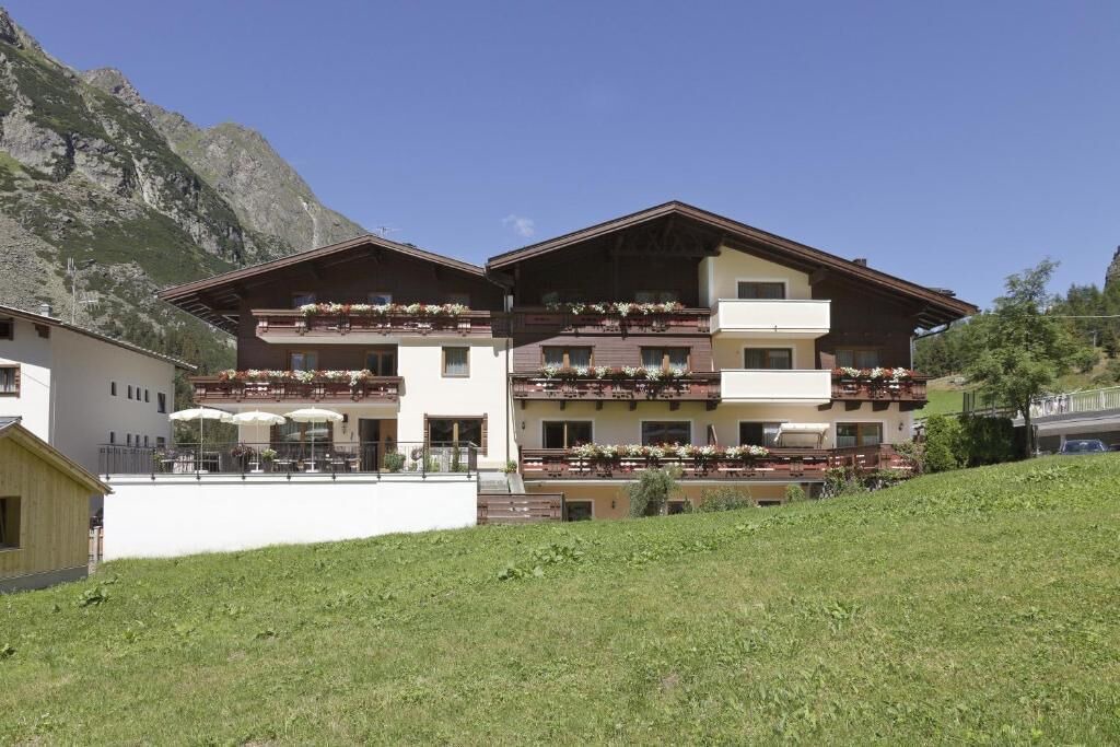 Photo of Outdoor in Mandarfen