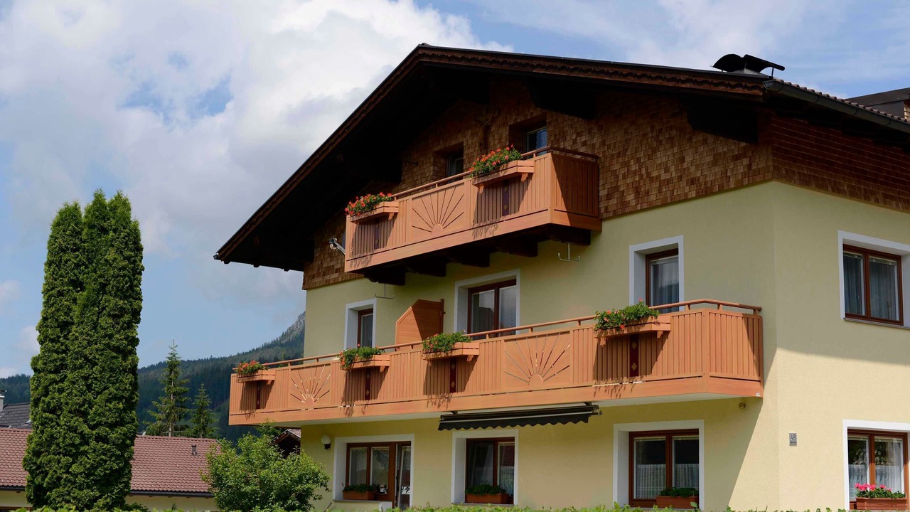 Photo of Outdoor in Graen