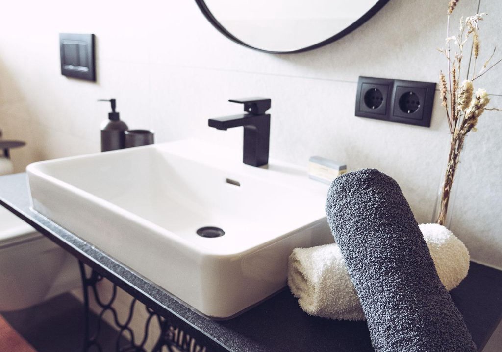 Photo of Bathroom in Trins