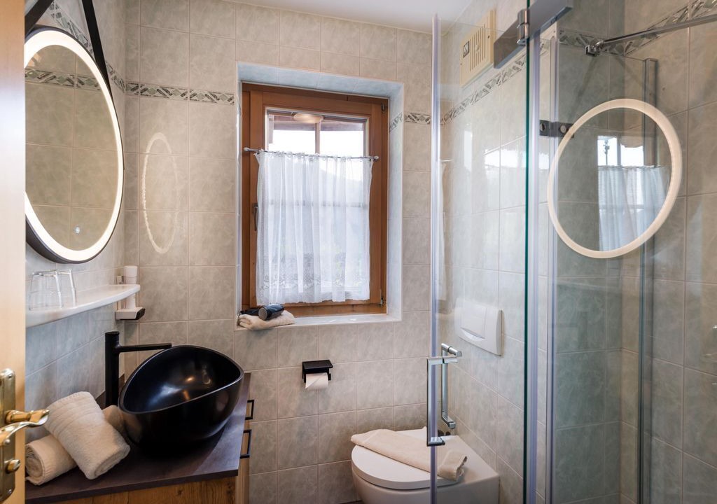 Photo of Bathroom in Soell
