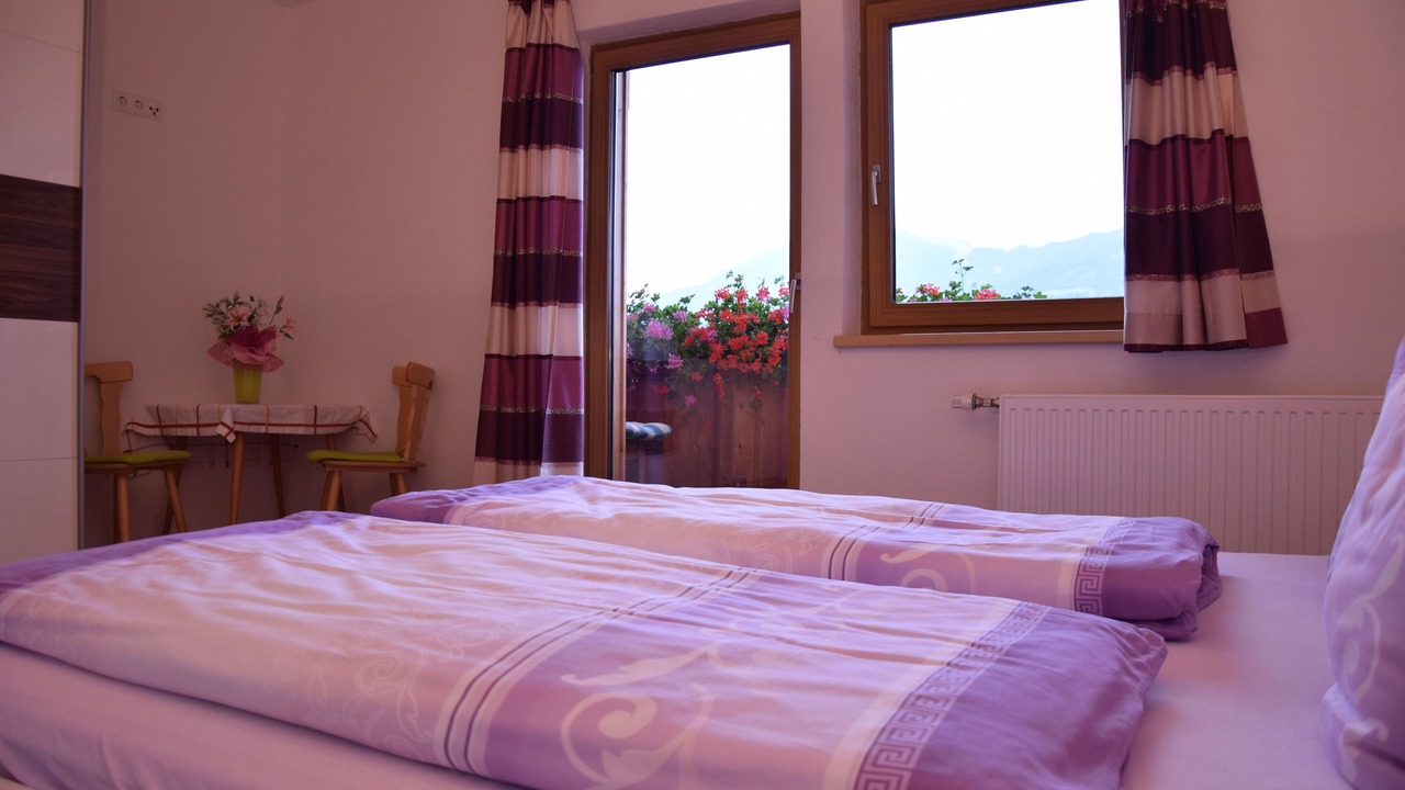 Photo of Bedroom in Holdernach