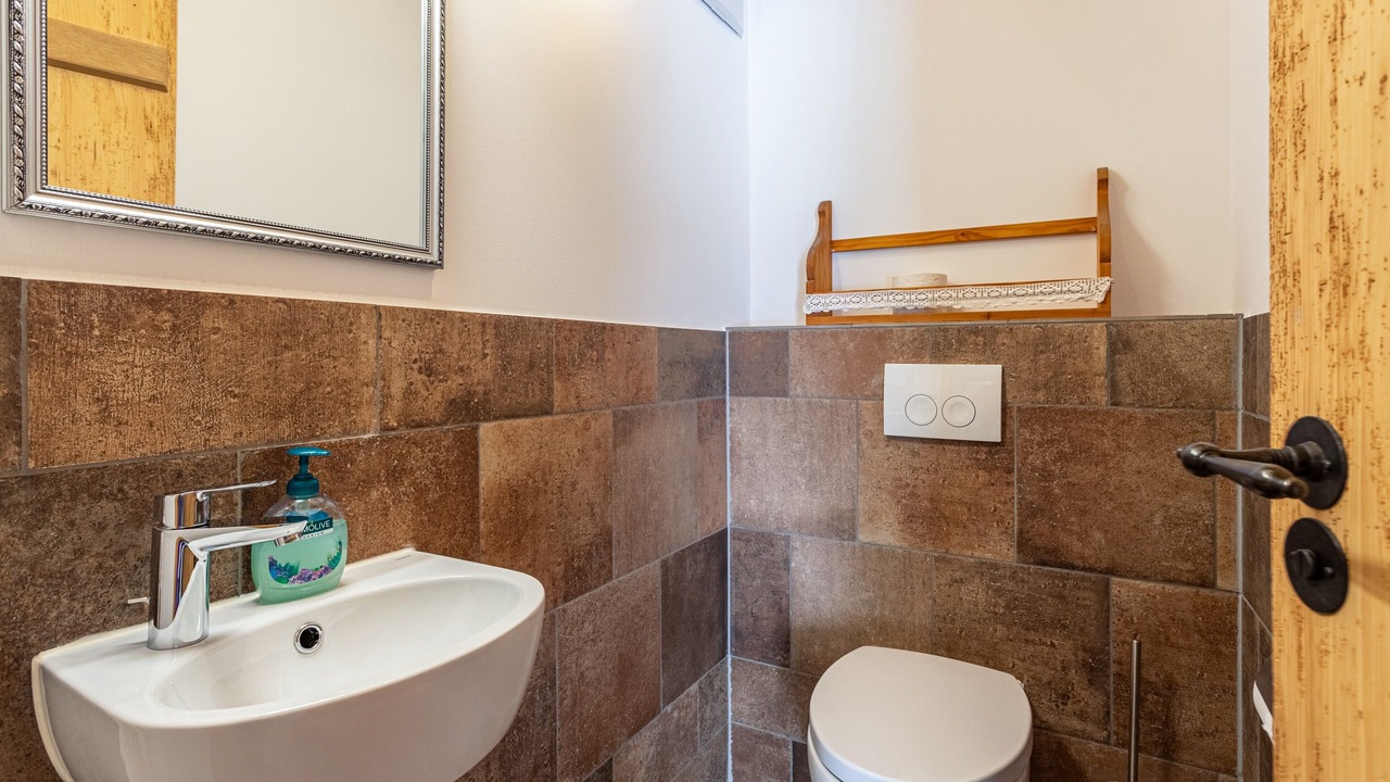 Photo of Bathroom in Franking
