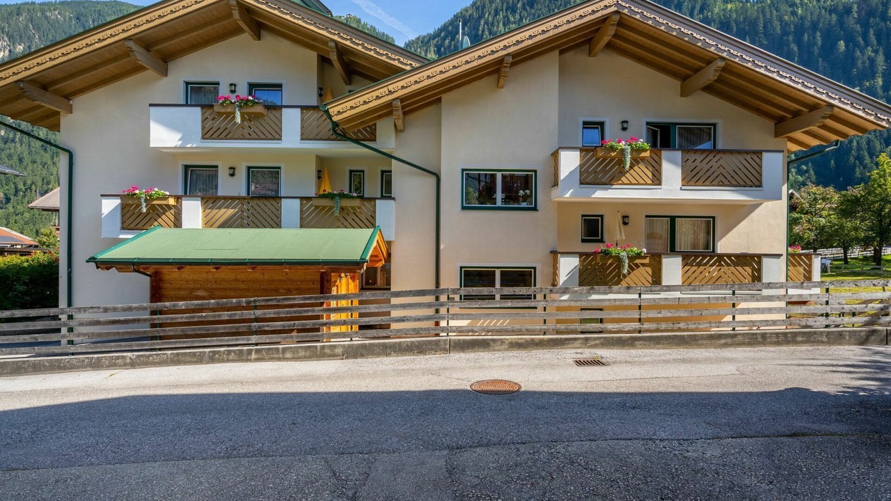 Photo of Others in Mayrhofen