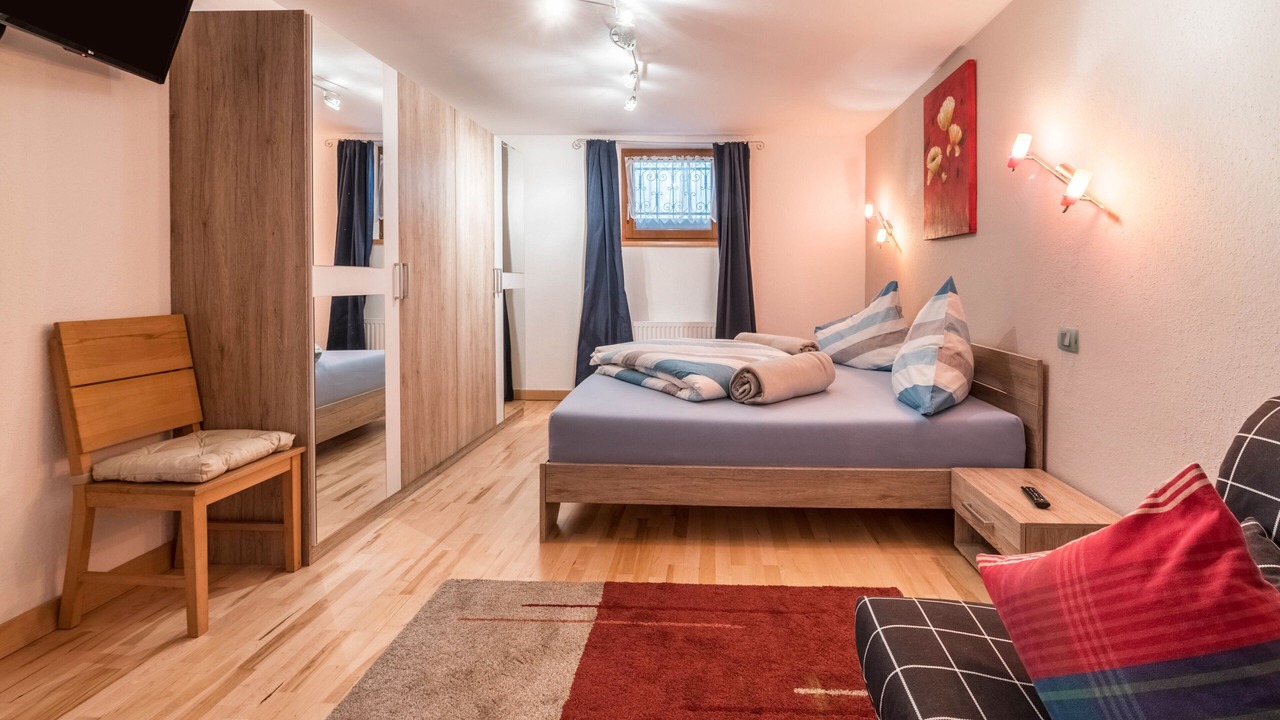 Photo of Bedroom in Fuegen