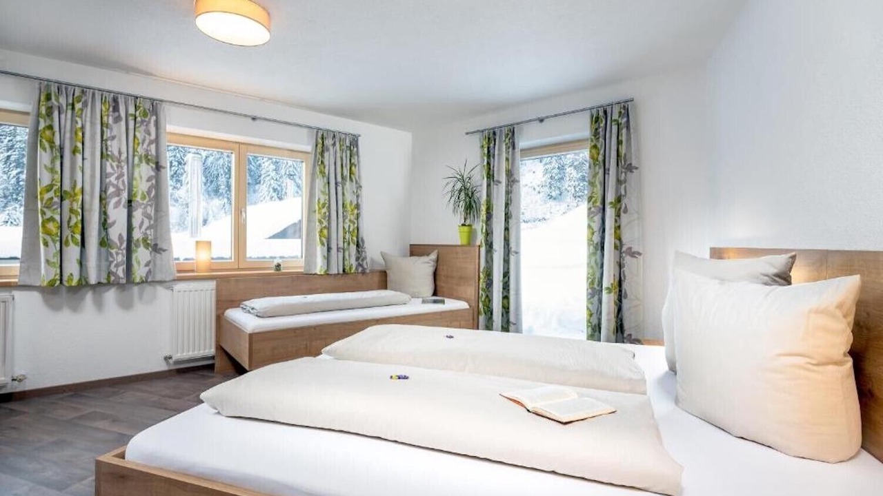 Photo of Bedroom in See