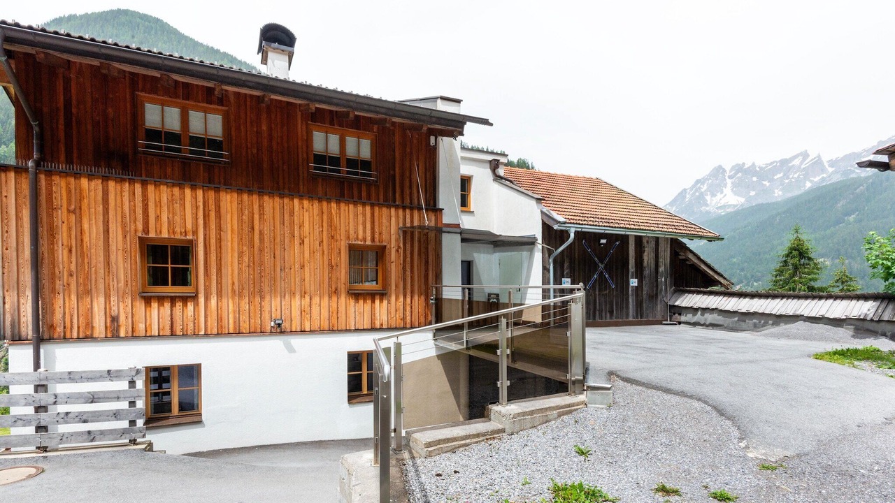 Photo of Outdoor in Mathon