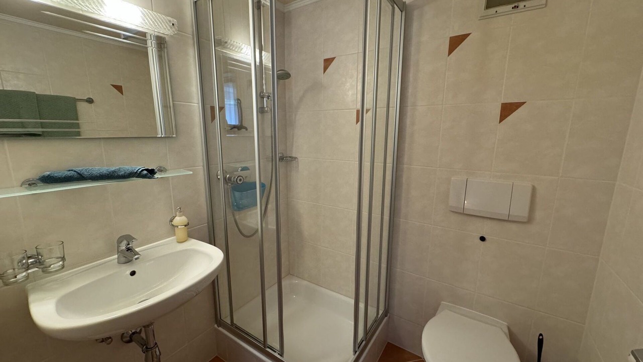 Photo of Bathroom in See