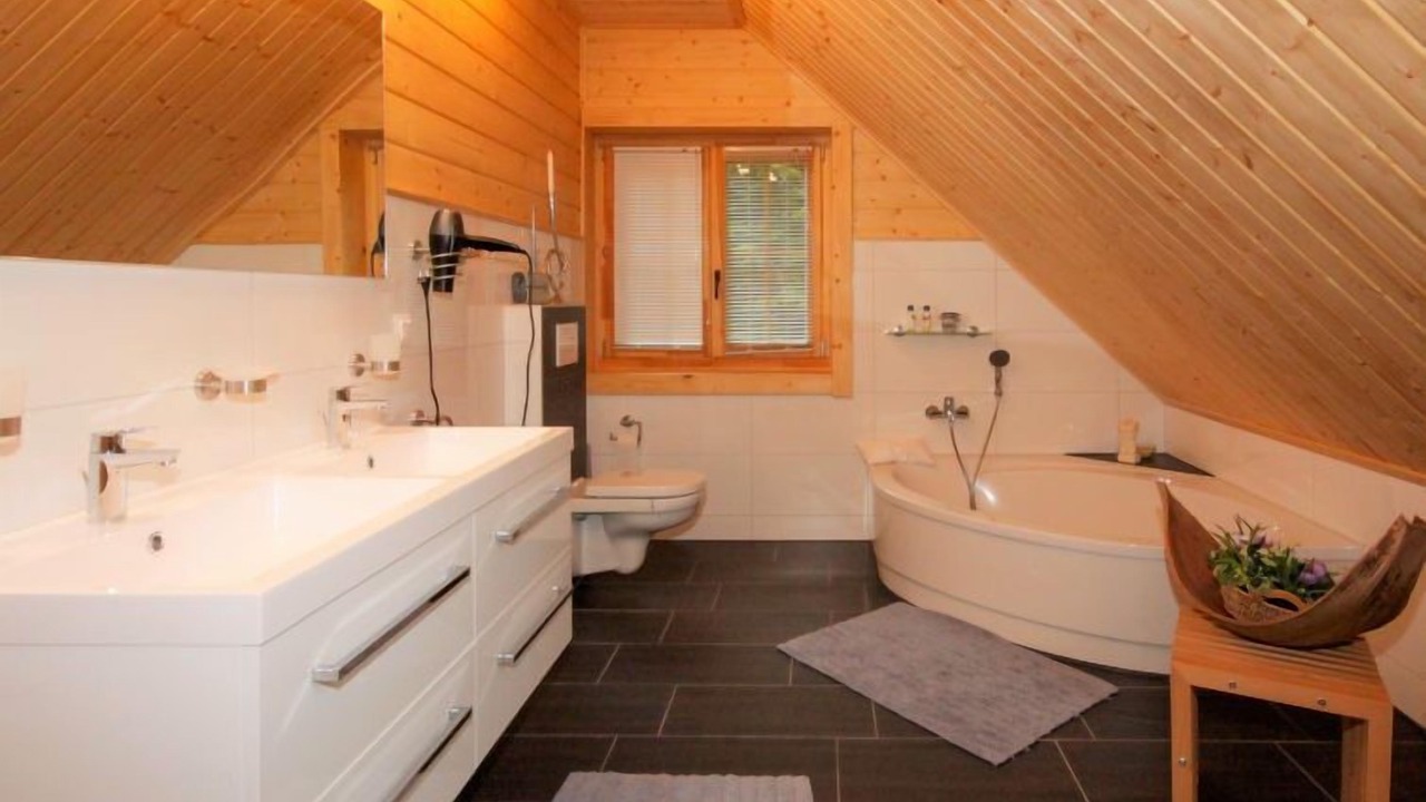 Photo of Bathroom in Albeck