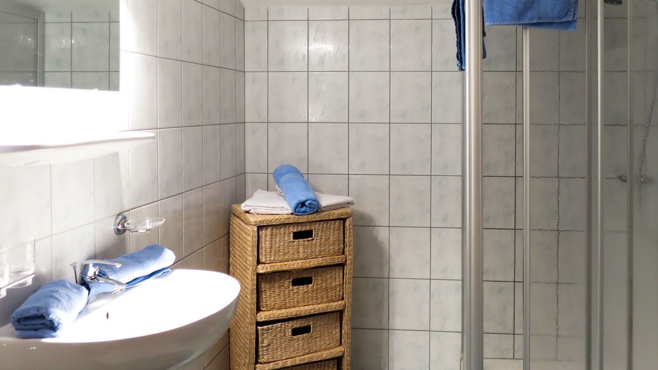 Photo of Bathroom in Emberg