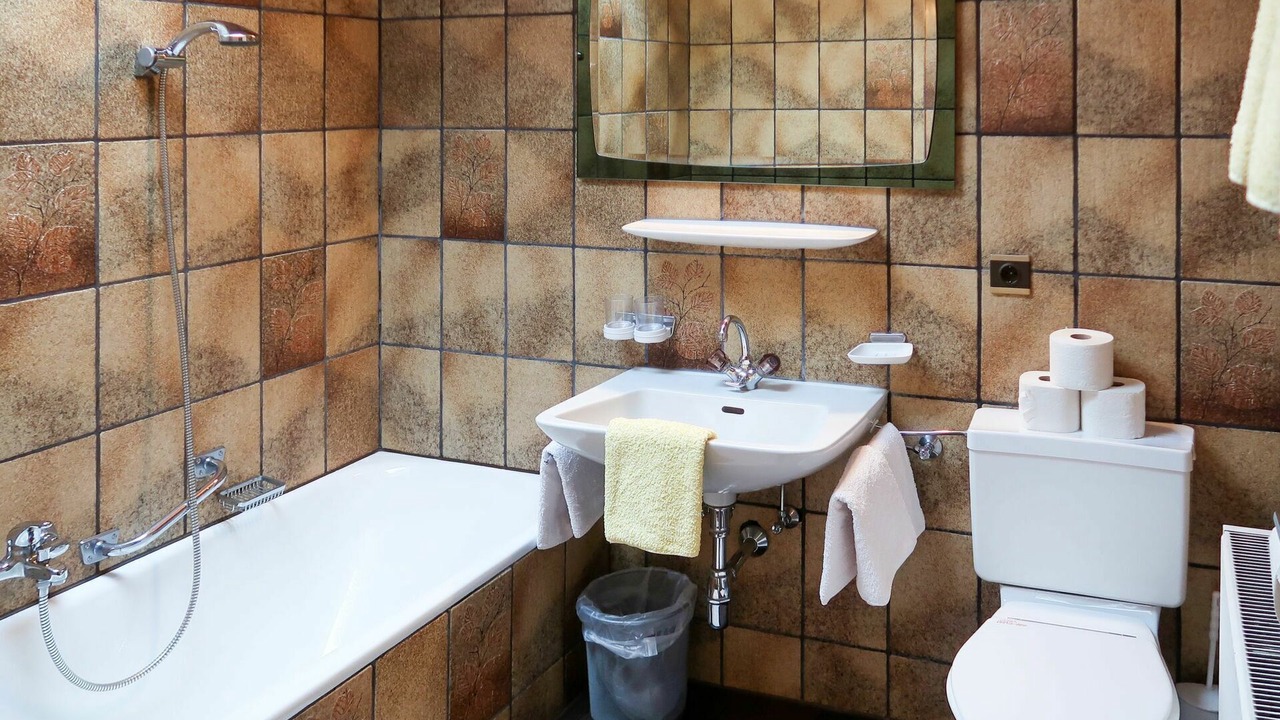 Photo of Bathroom in Pfunds