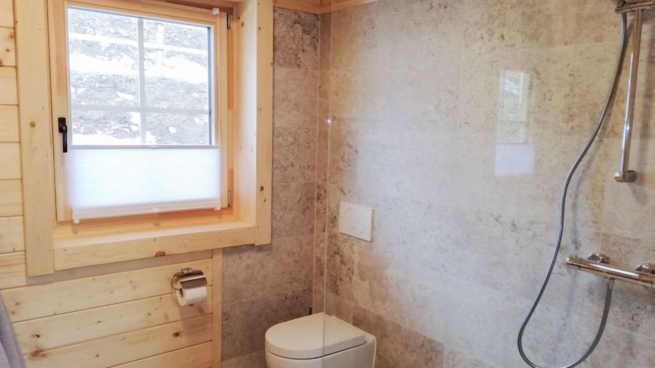 Photo of Bathroom in Albeck