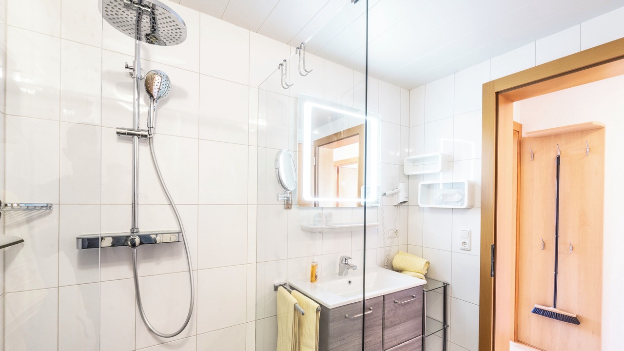 Photo of Bathroom in Schroecken