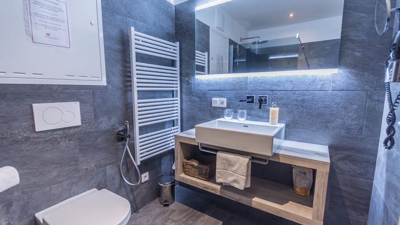 Photo of Bathroom in Schuttdorf
