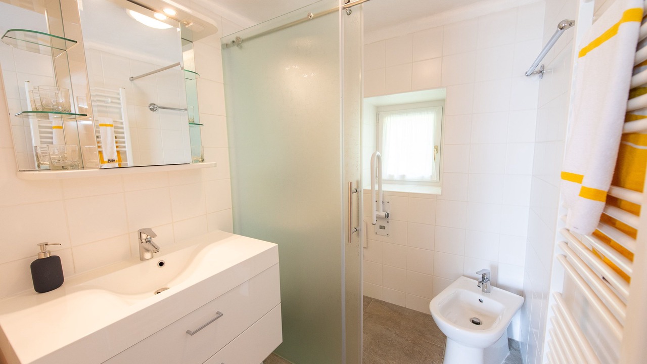 Photo of Bathroom in Anger