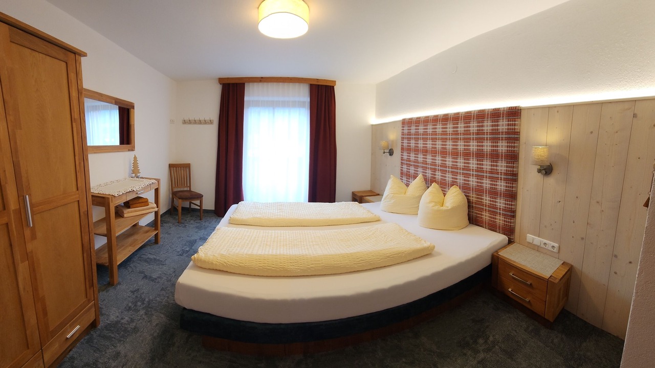 Photo of Bedroom in Koessen