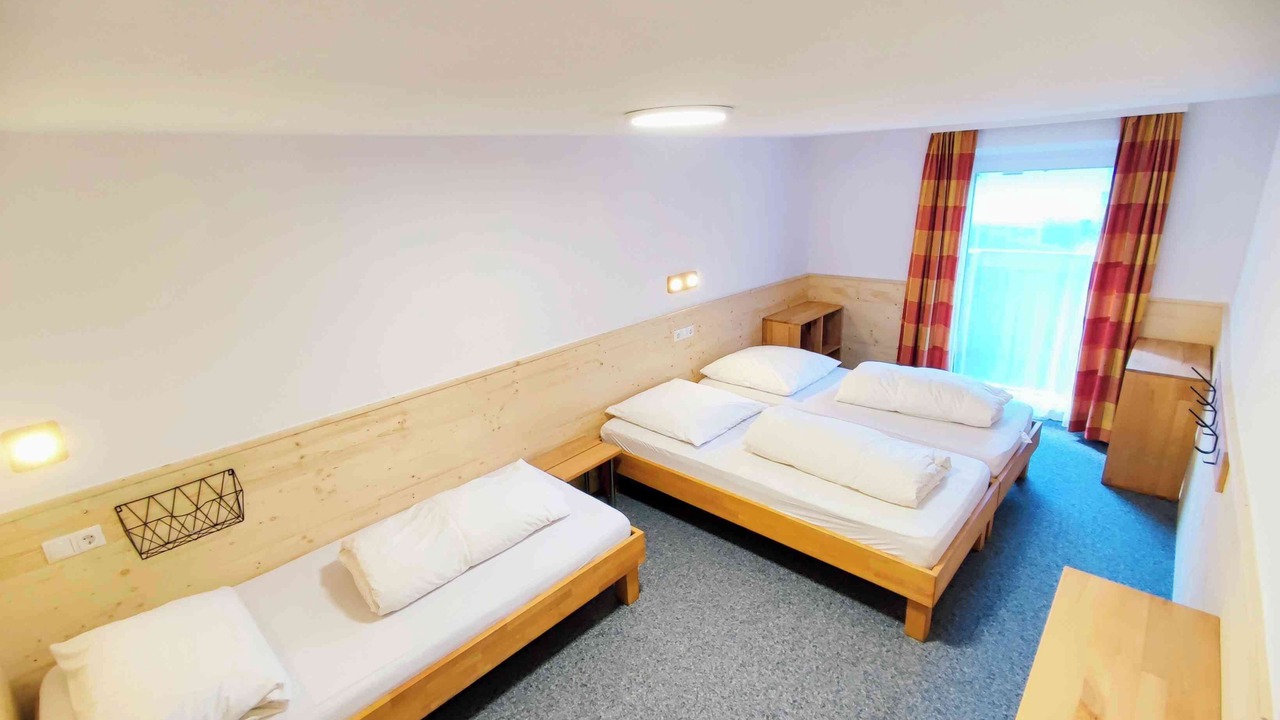 Photo of Bedroom in Sankt Leonhard im Pitztal