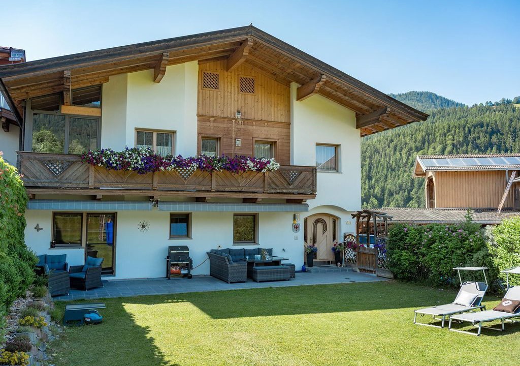 Photo of Outdoor in Soell