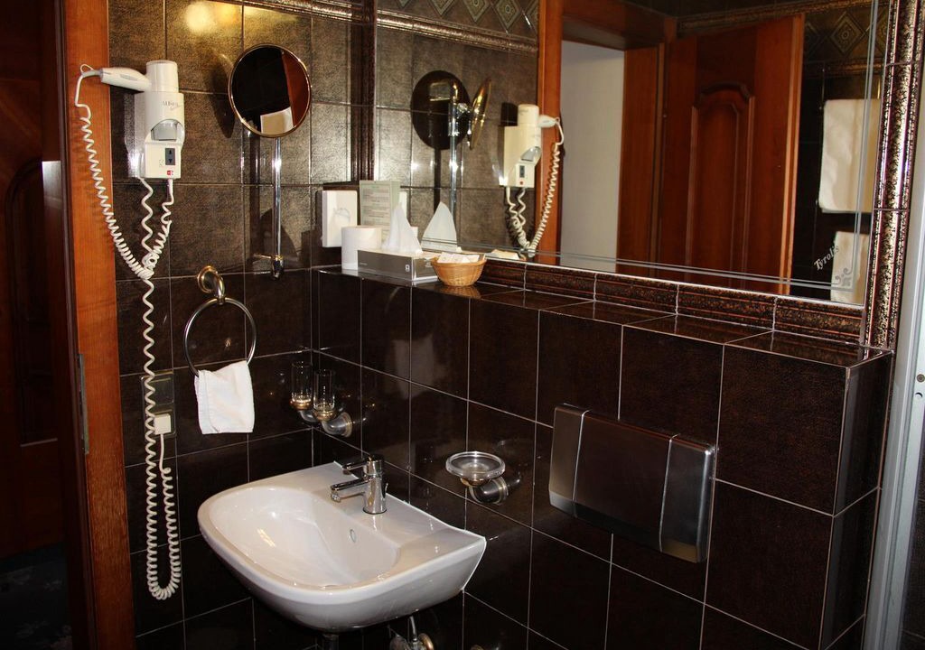 Photo of Bathroom in Zirl