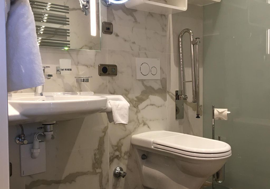 Photo of Bathroom in Zirl