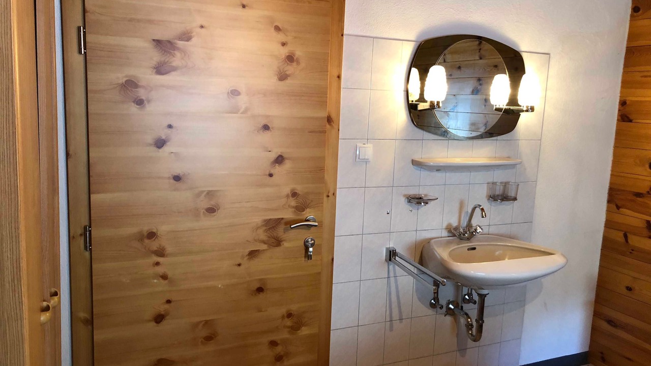 Photo of Bathroom in Toesens