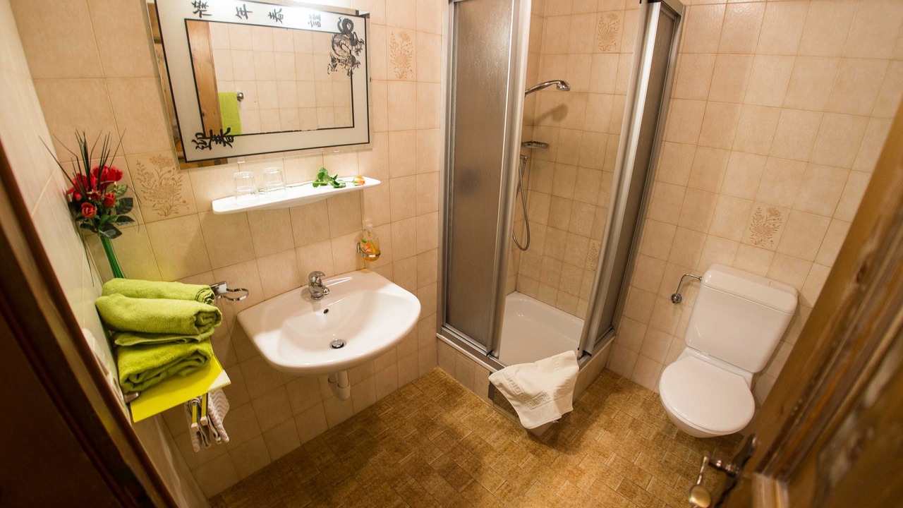 Photo of Bathroom in Fliess