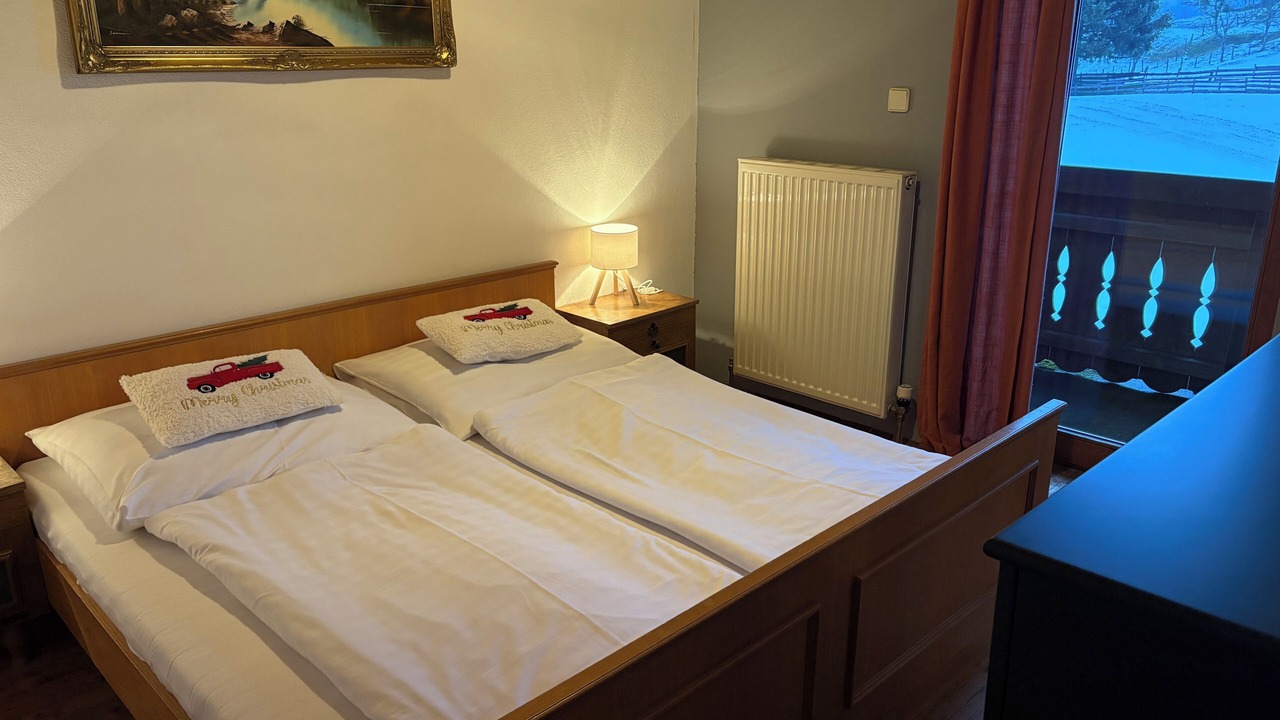 Photo of Bedroom in Aich